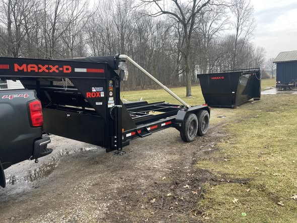 Redline Hauling 20 yard roll-off dumpster placed on Knox County Ohio residential property